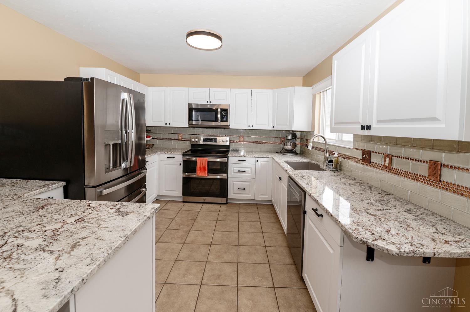1470 Stableview Circle Maineville, OH 45039 - Photo 19 of 66
