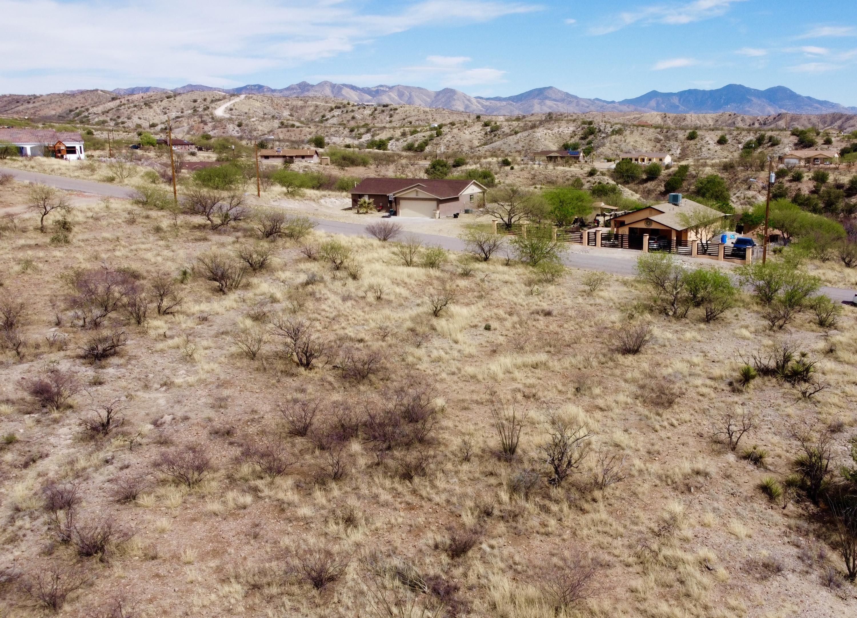 1062 Ameca Court, Unit 125 Rio Rico, AZ 85648 - Photo 5 of 6