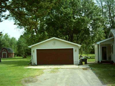 5695 Hanes Road Vassar, MI 48768 - Photo 2 of 9 20327888-1.JPG