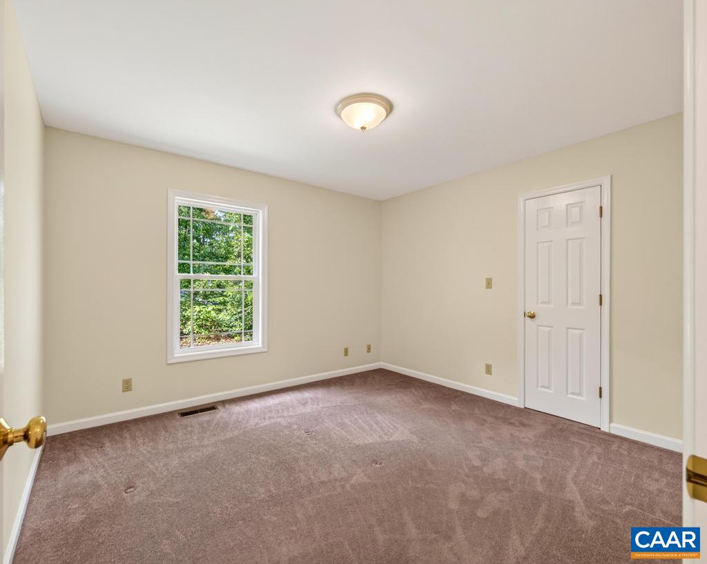 368 Hummingbird Road Scottsville, VA 24590 - Photo 13 of 46 Gallery Image 13