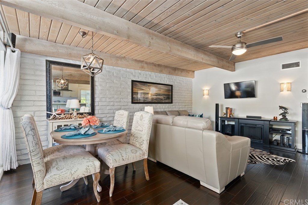198 Del Gado Road San Clemente, CA 92672 - Photo 47 of 47 Your view of the open floor plan when you walk in the door.