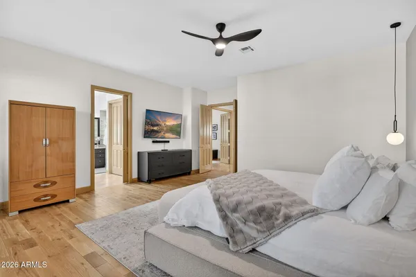 $1,725,000 | 13809 South 32nd Place, Phoenix, AZ 85044