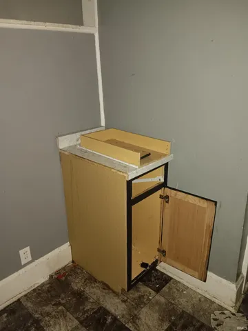 $92,150 | 3506 Wabash Avenue, Terre Haute, IN 47803