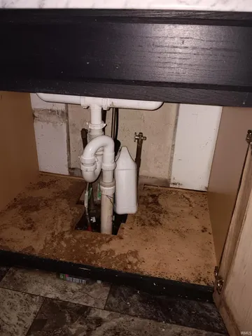 $92,150 | 3506 Wabash Avenue, Terre Haute, IN 47803