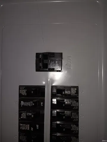 $92,150 | 3506 Wabash Avenue, Terre Haute, IN 47803