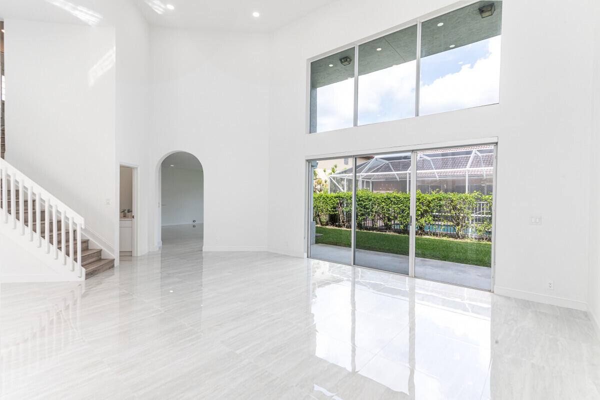 10879 Handel Place Boca Raton, FL 33498 - Photo 4 of 46 photo-9jpg
