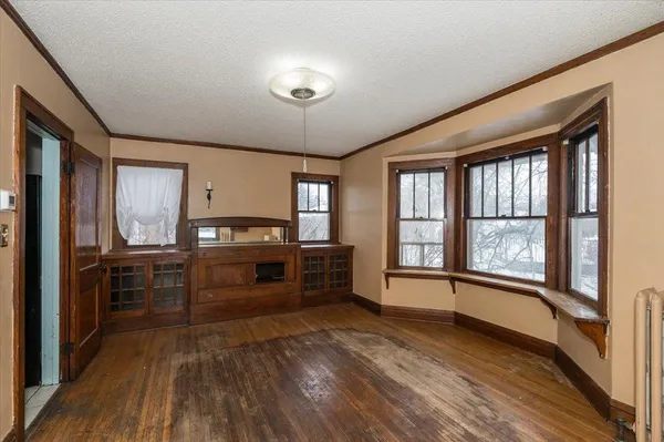 $190,000 | 701 East 4th Street, Superior, WI 54880