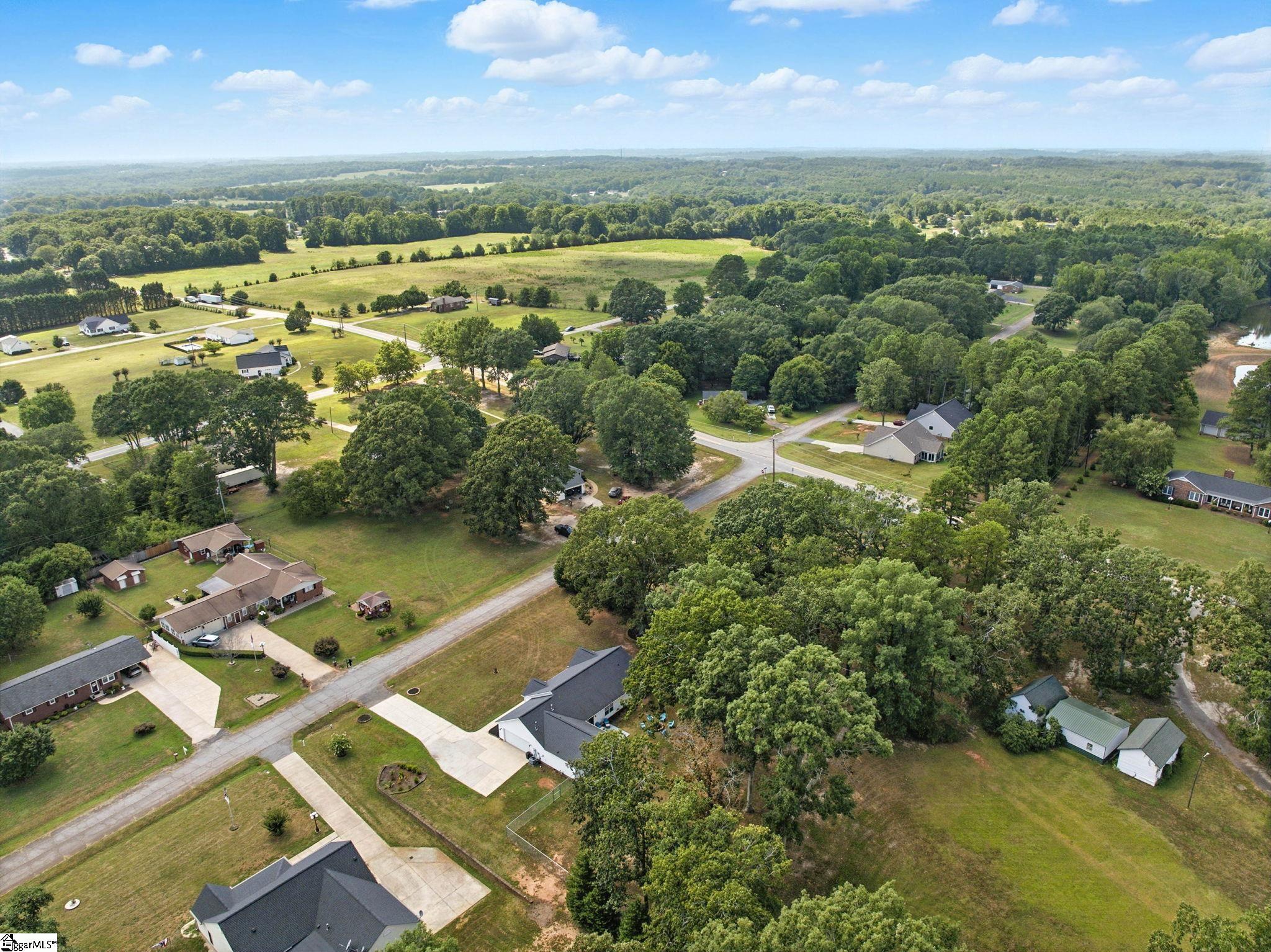 221 Sylvia Road Belton, SC 29627 - Photo 41 of 43 Gallery Image 41