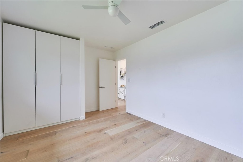 345 Broadway Costa Mesa, CA 92627 - Photo 14 of 20 a view of an empty room