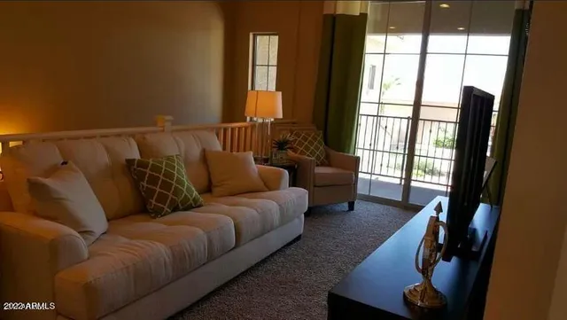 $2,100 | 1367 South Country Club Drive, Unit 1116, Mesa, AZ 85210