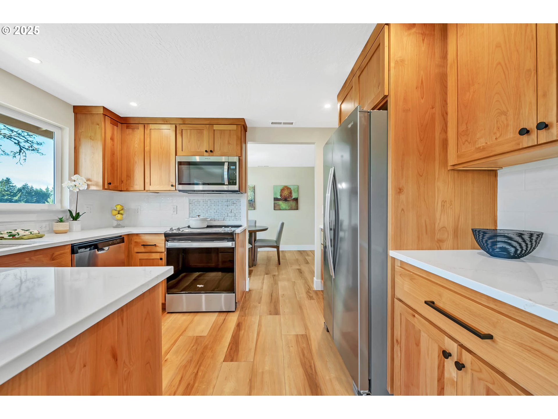 26860 Pickens Road Eugene, OR 97402 - Photo 16 of 48 Gallery Image 16