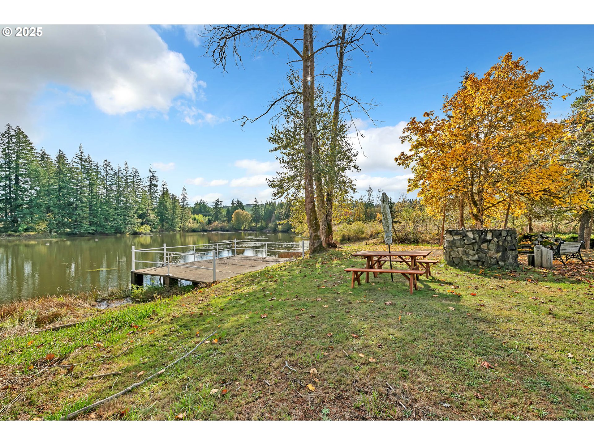 26860 Pickens Road Eugene, OR 97402 - Photo 2 of 48 Gallery Image 2