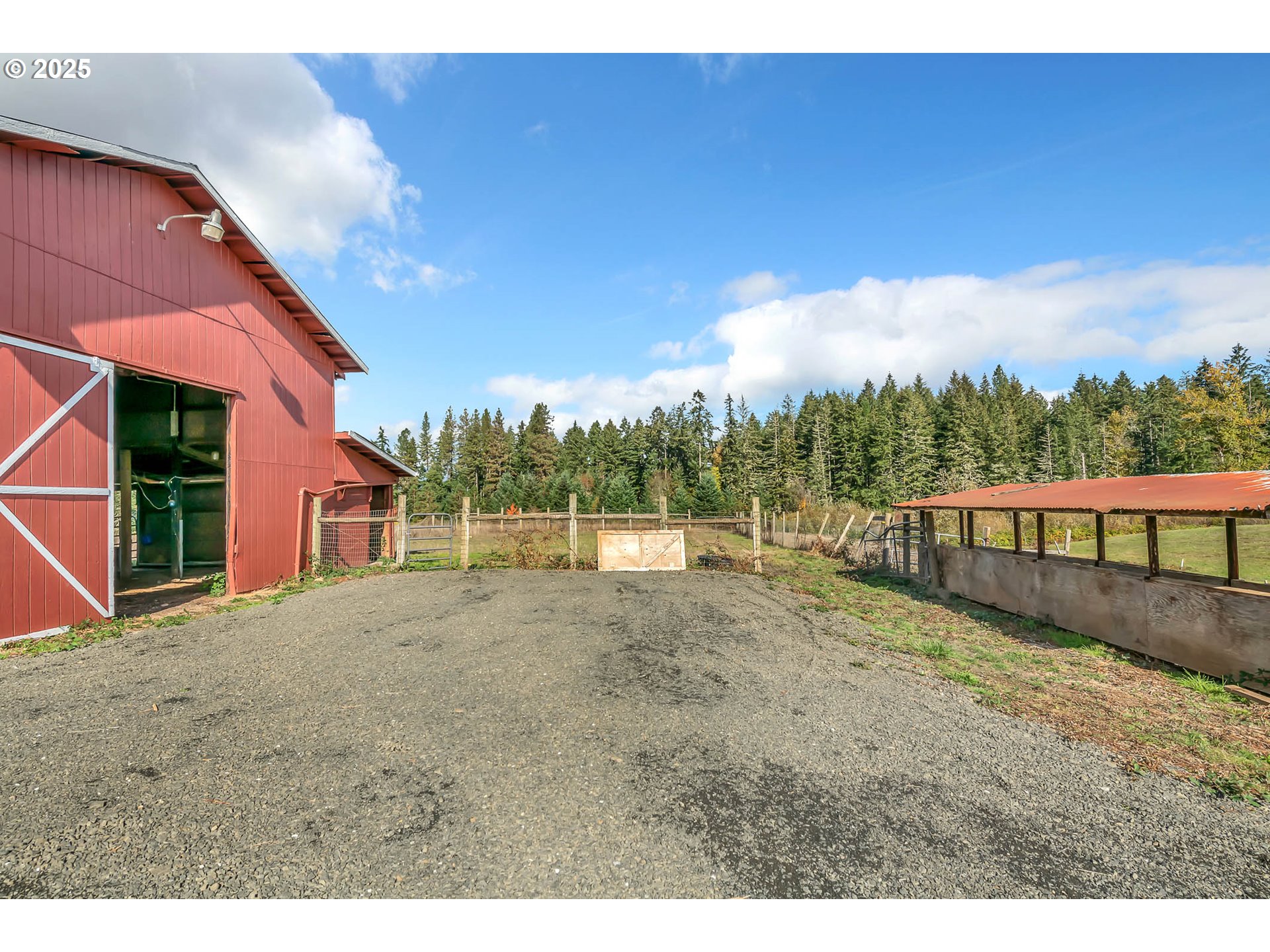 26860 Pickens Road Eugene, OR 97402 - Photo 30 of 48 Gallery Image 30