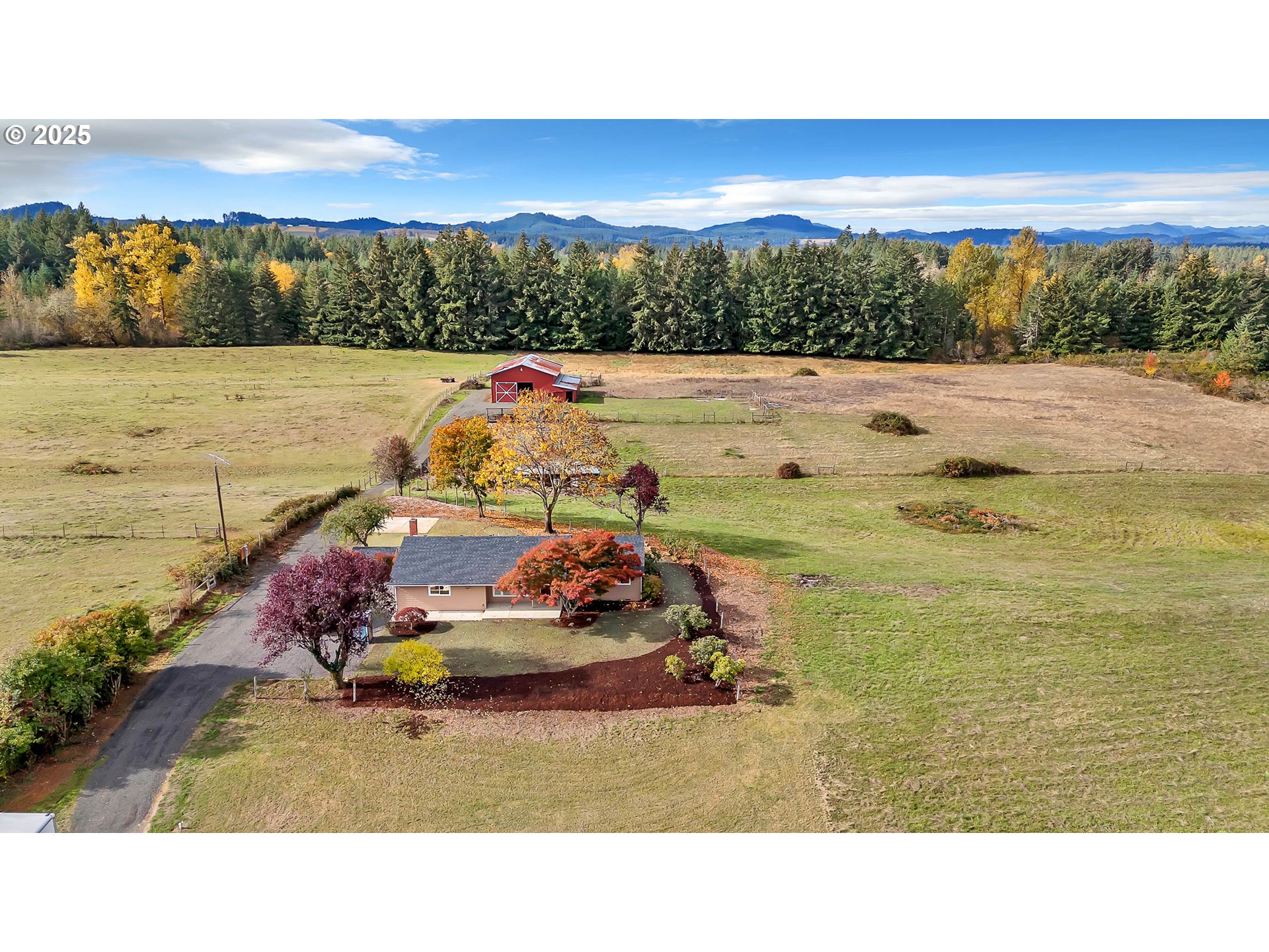26860 Pickens Road Eugene, OR 97402 - Photo 35 of 48 Gallery Image 35