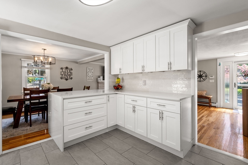 1 Deroma Road Boston, MA 02132 - Photo 4 of 28