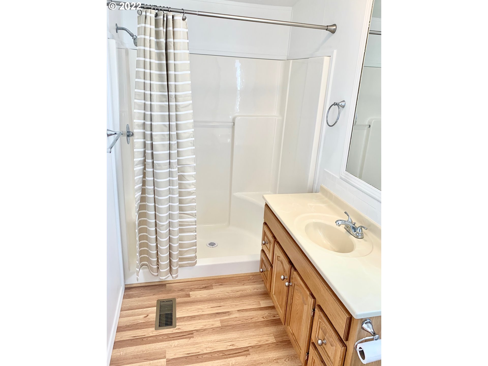 1413 Hawthorne Avenue, Unit 45 Reedsport, OR 97467 - Photo 11 of 18 Gallery Image 11