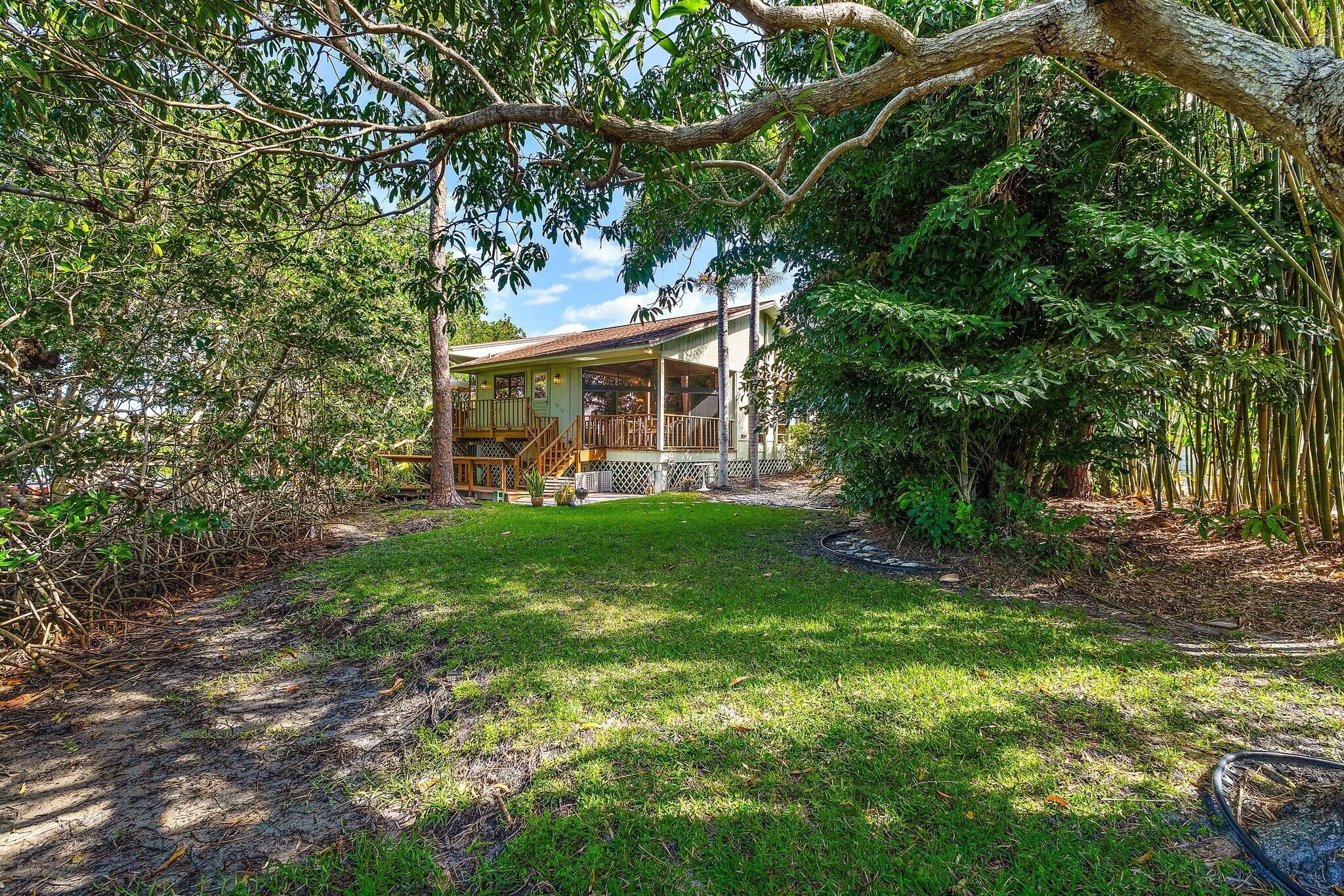 702 Warren Drive Jupiter, FL 33458 - Photo 25 of 76 044-702WarrenDr-Jupiter-SMALL