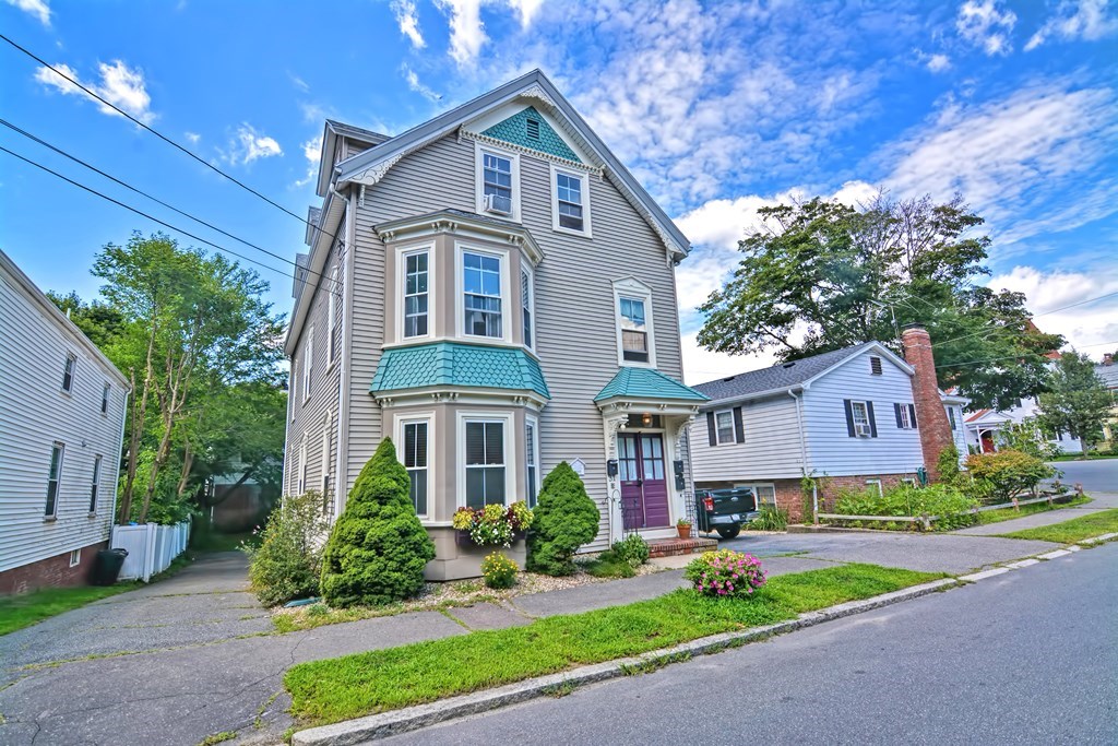 31 Appleton Street, Unit 3 Salem, MA 01970 - Photo 2 of 27 Gallery Image 2
