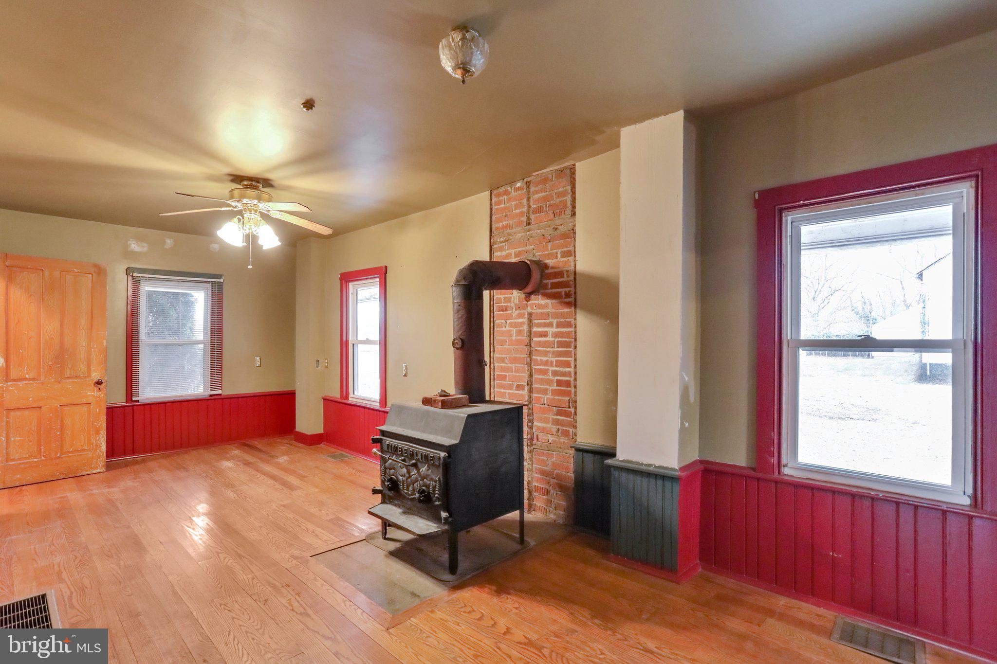 13734 Poplar Grove Road Hagerstown, MD 21742 - Photo 7 of 55 Gallery Image 7