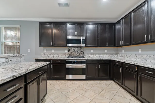 $665,000 | 274 Crescent Moon Drive, Lathrop, CA 95330