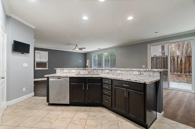 $665,000 | 274 Crescent Moon Drive, Lathrop, CA 95330