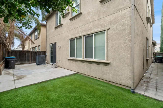 $665,000 | 274 Crescent Moon Drive, Lathrop, CA 95330