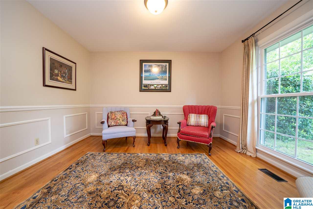 3733 Crestbrook Road Birmingham, AL 35223 - Photo 5 of 30