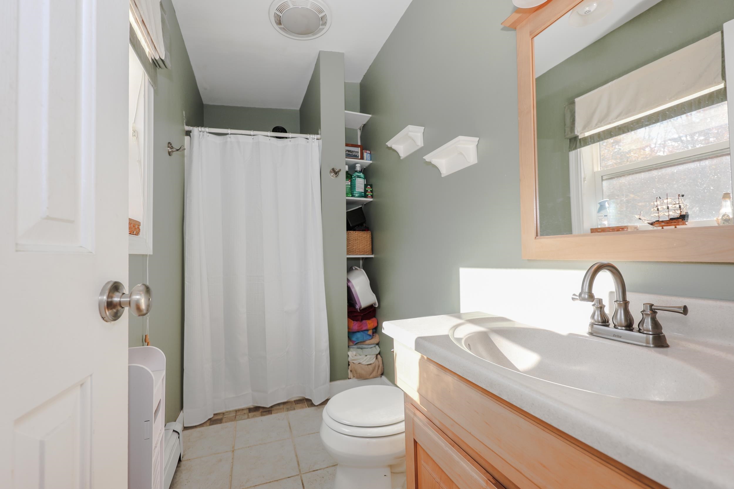 199 Raymond Road Deerfield, NH 03037 - Photo 26 of 58