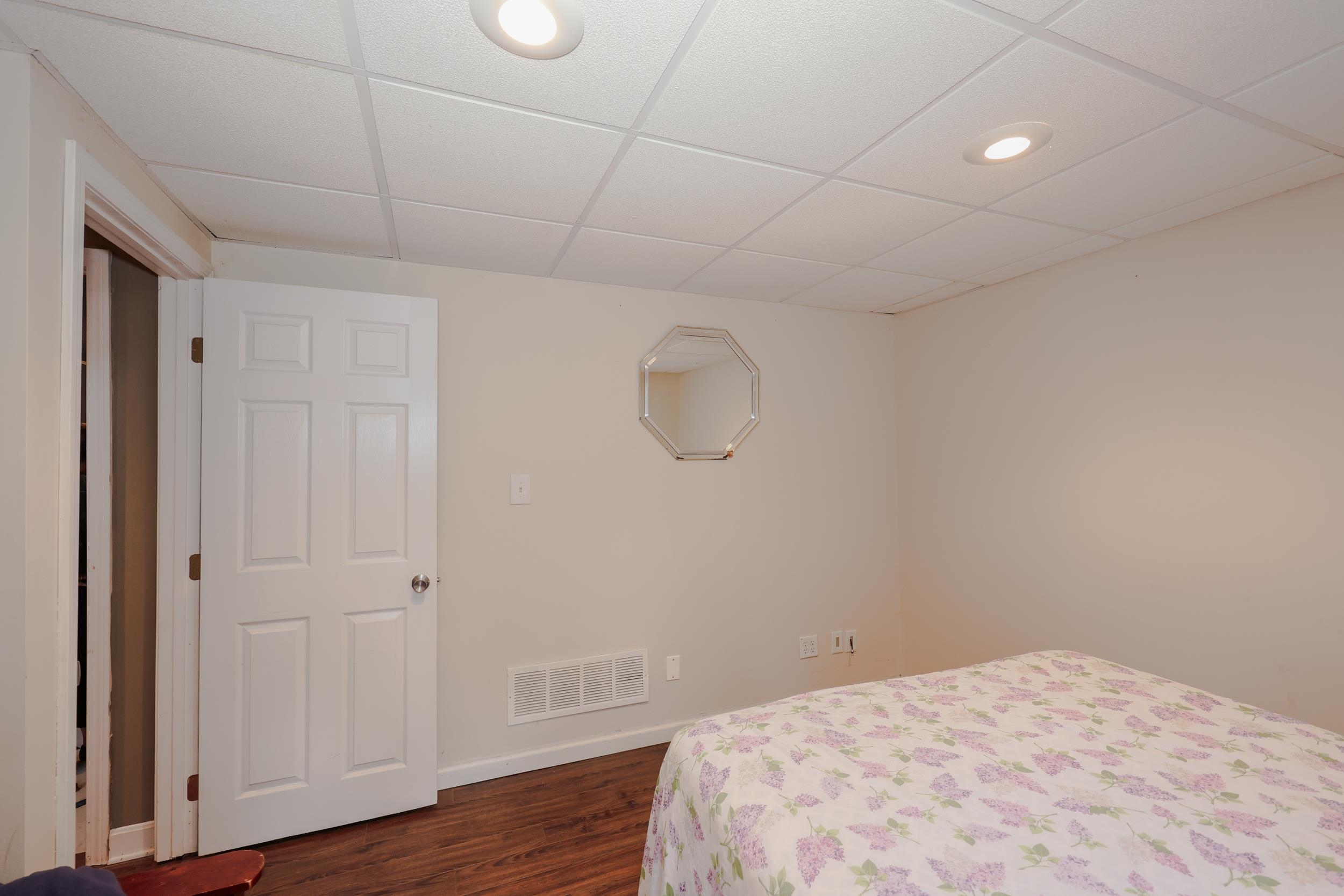 199 Raymond Road Deerfield, NH 03037 - Photo 32 of 58