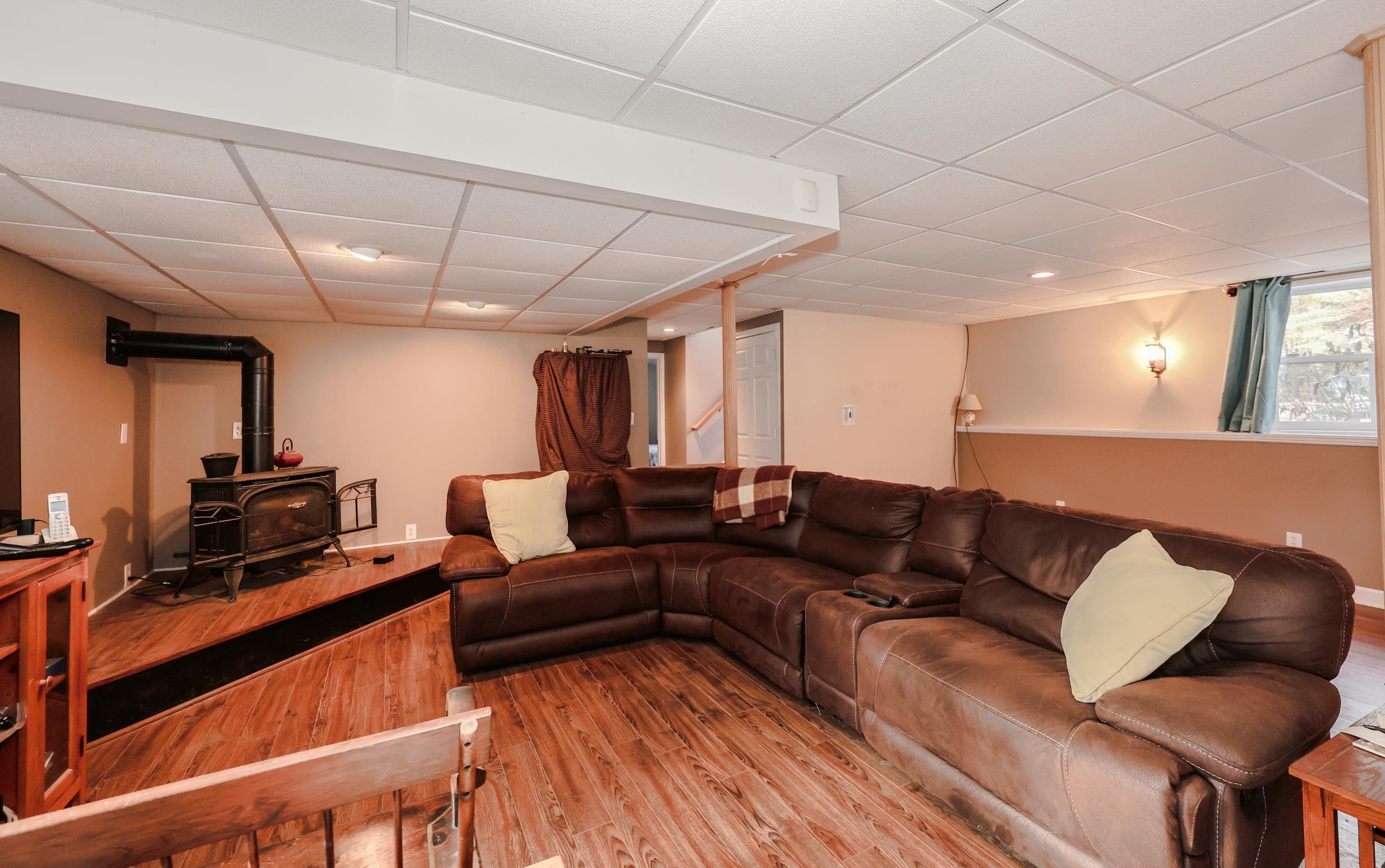 199 Raymond Road Deerfield, NH 03037 - Photo 36 of 58