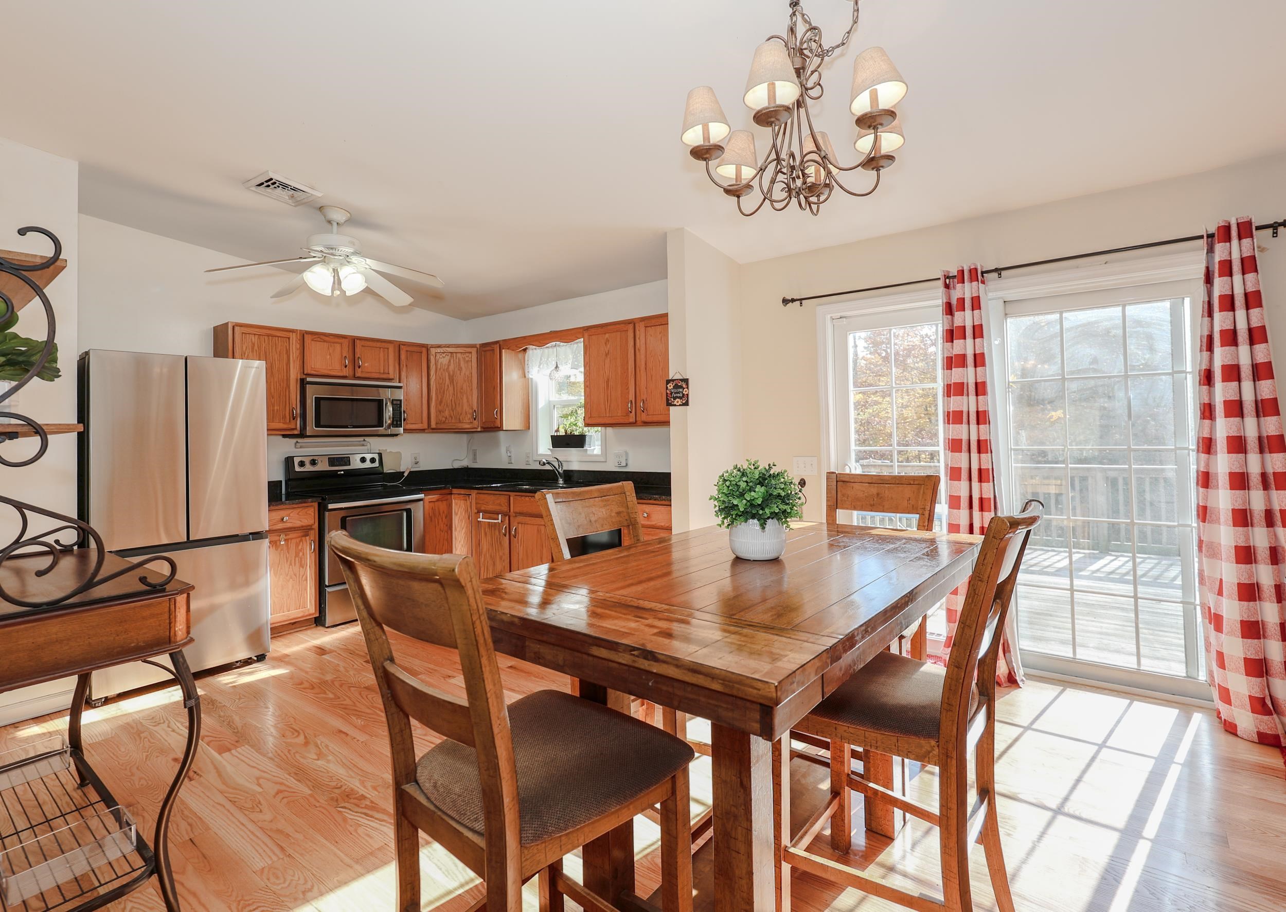 199 Raymond Road Deerfield, NH 03037 - Photo 9 of 58