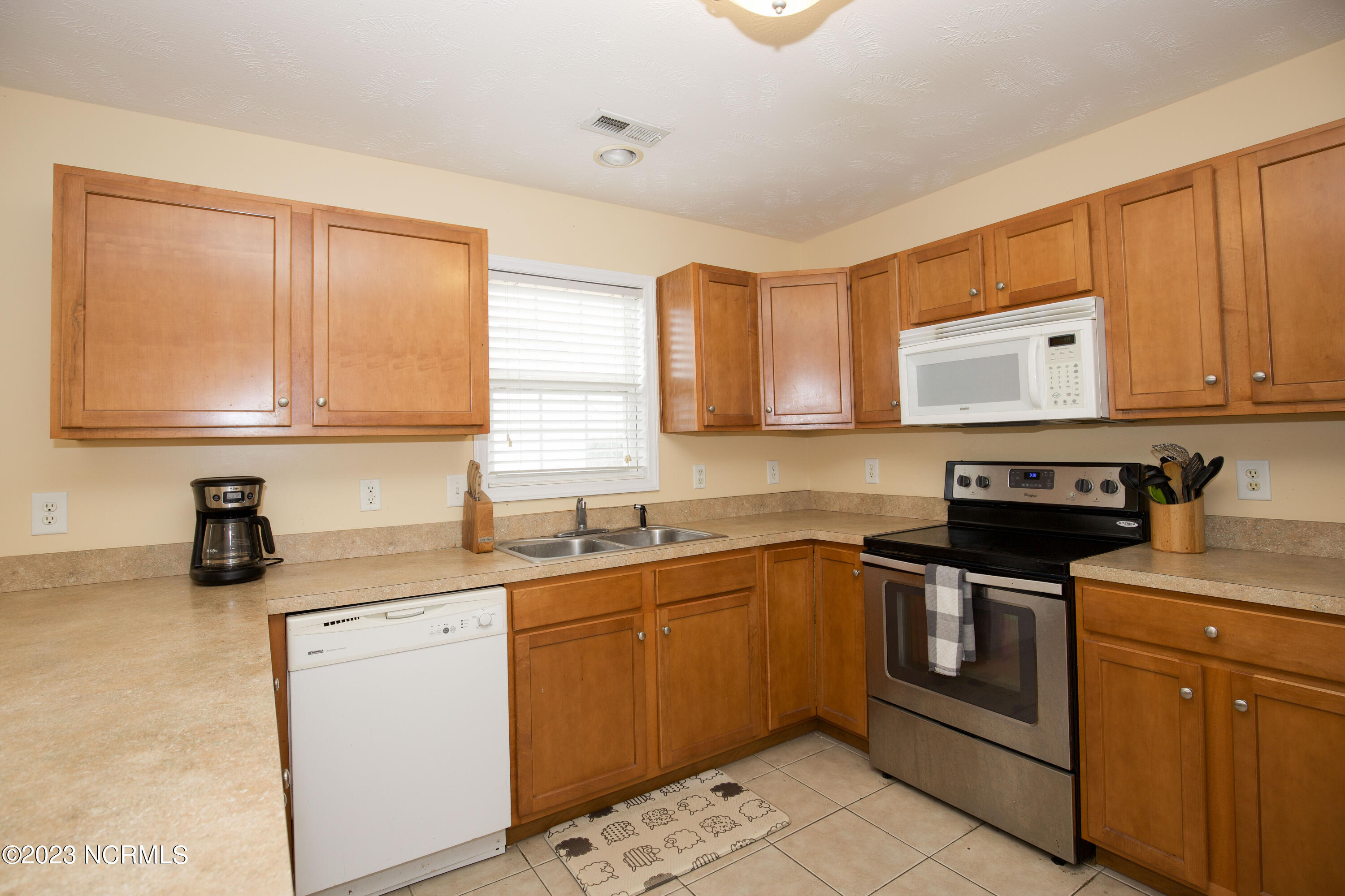 155 Checkmate Court Cameron, NC 28326 - Photo 23 of 61 155 Checkmate Ct-18