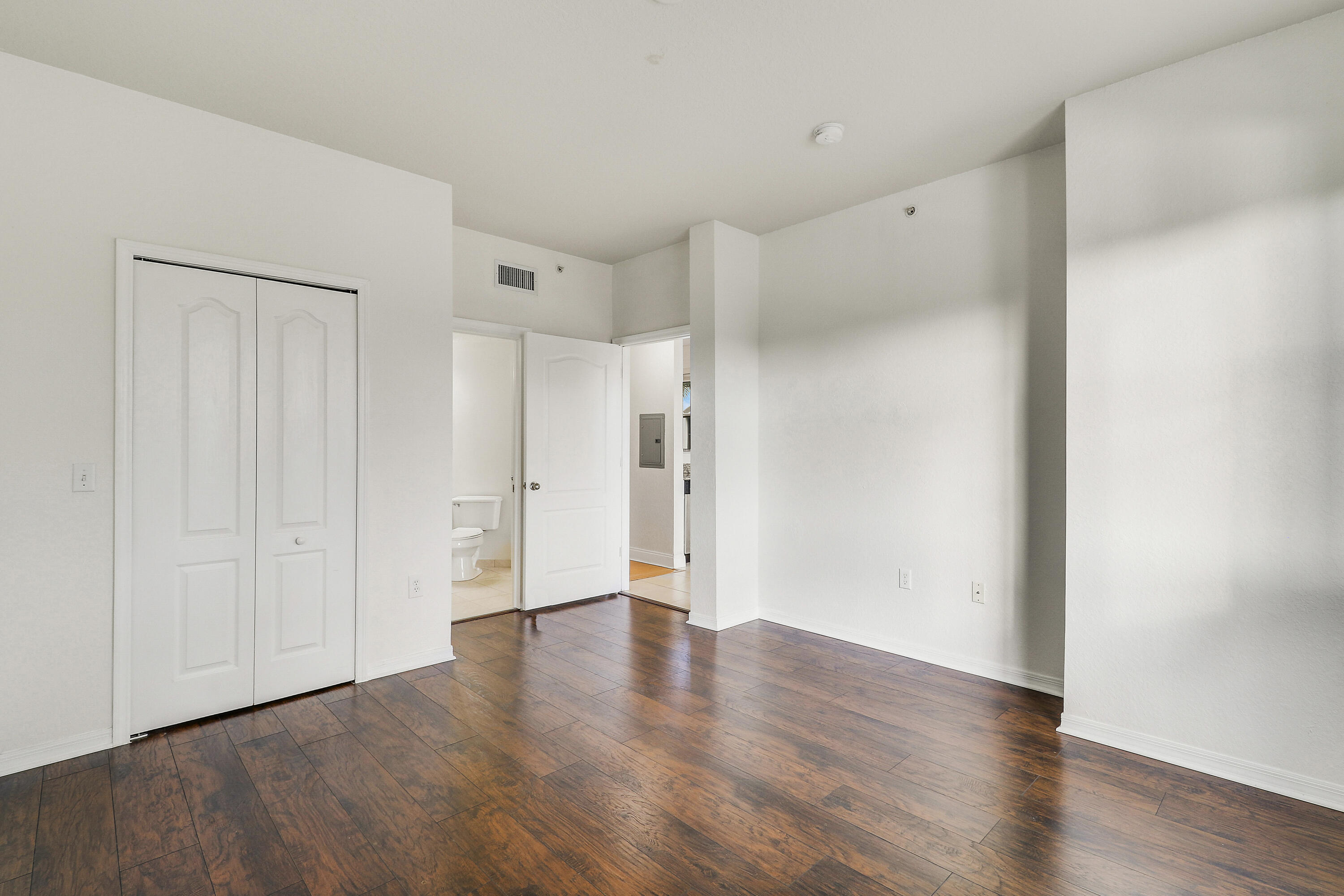 11033 Legacy Boulevard, Unit 203 Palm Beach Gardens, FL 33410 - Photo 18 of 31 Bedroom 2