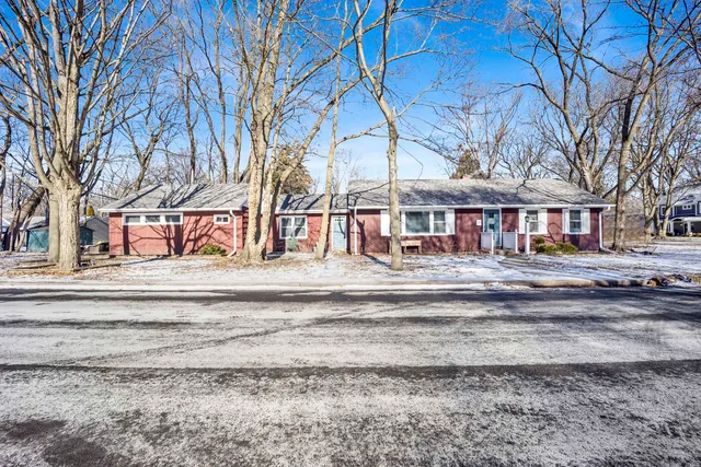 $599,900 | 2011 Cleveland Street, Evanston, IL 60202