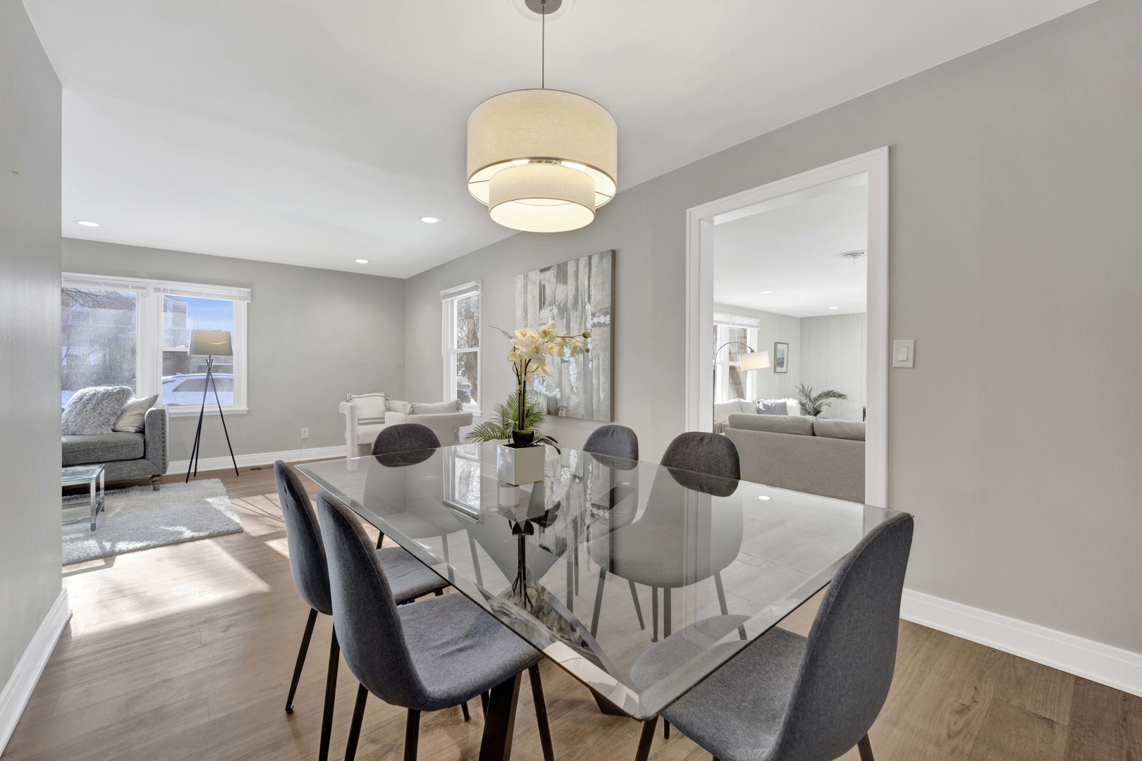 2011 Cleveland Street Evanston, IL 60202 - Photo 14 of 33