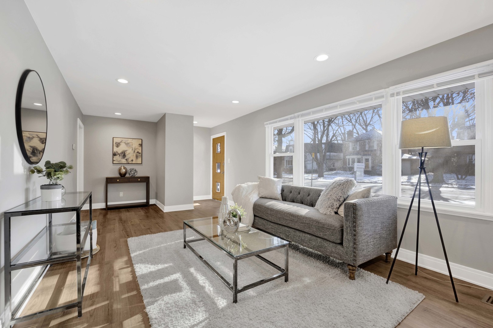 2011 Cleveland Street Evanston, IL 60202 - Photo 15 of 33