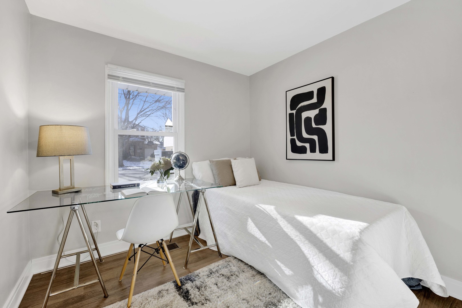 2011 Cleveland Street Evanston, IL 60202 - Photo 27 of 33