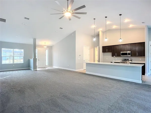 $2,600 | 16 Egan Drive, Palm Coast, FL 32164