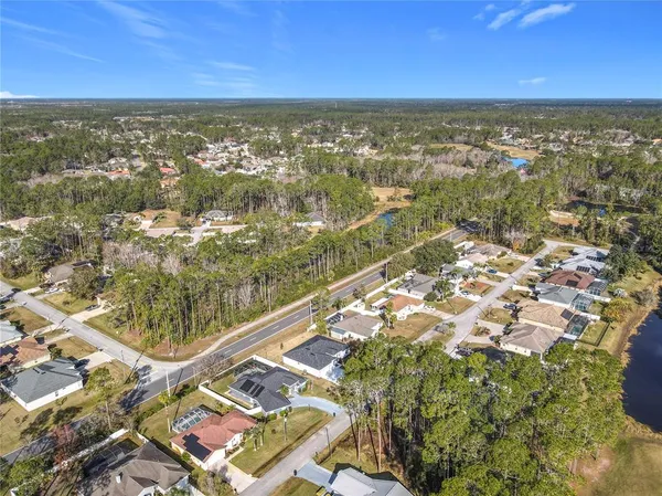 $2,600 | 16 Egan Drive, Palm Coast, FL 32164