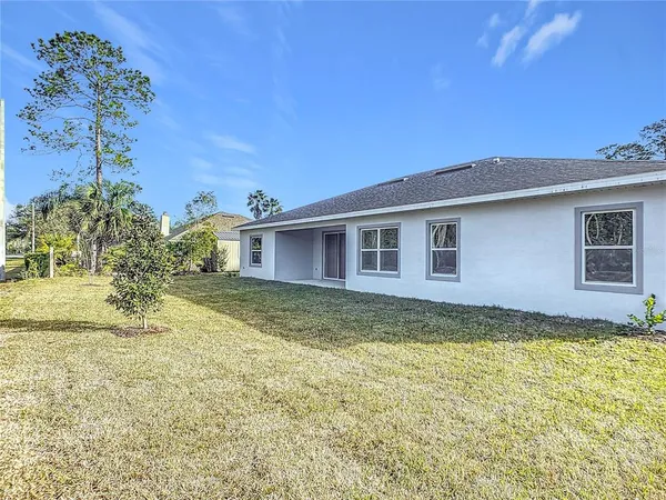$2,600 | 16 Egan Drive, Palm Coast, FL 32164