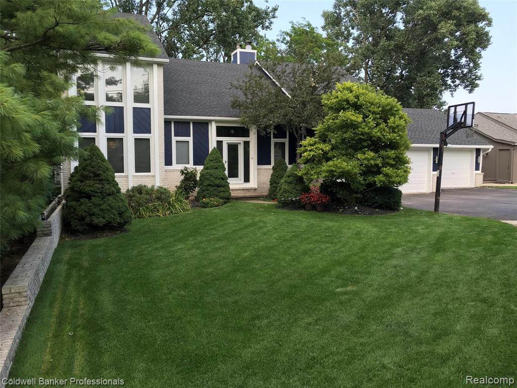 3410 Benstein Road Commerce Township, MI 48382 - Photo 4 of 46