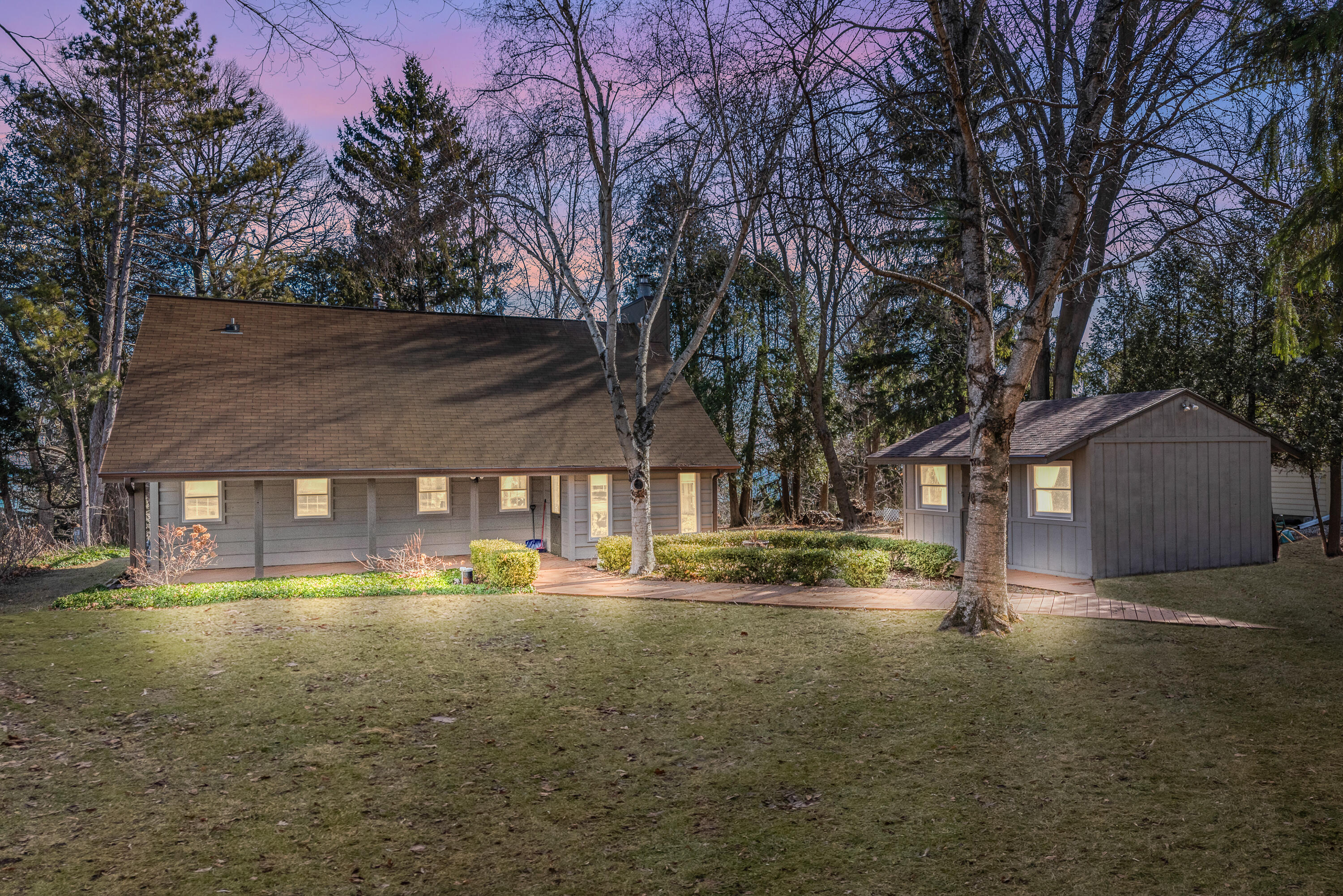 4992 Lake Bluff Road-5