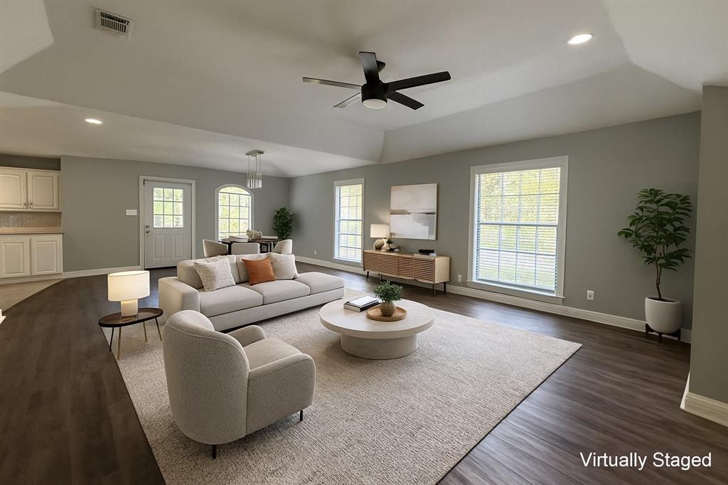 2009 Apache Road Quinlan, TX 75474 - Photo 5 of 19 a living room with furniture and a large window