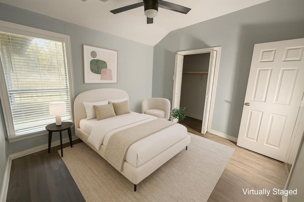 2009 Apache Road Quinlan, TX 75474 - Photo 7 of 19 a bedroom with a bed and a window