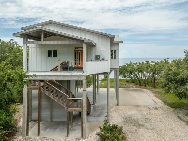 $979,000 | 2800 Highway 98 East, Carrabelle, FL 32322
