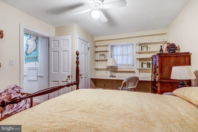 $4,595 | 3062 North Quincy Street, Arlington, VA 22207