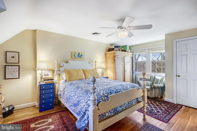 $4,595 | 3062 North Quincy Street, Arlington, VA 22207