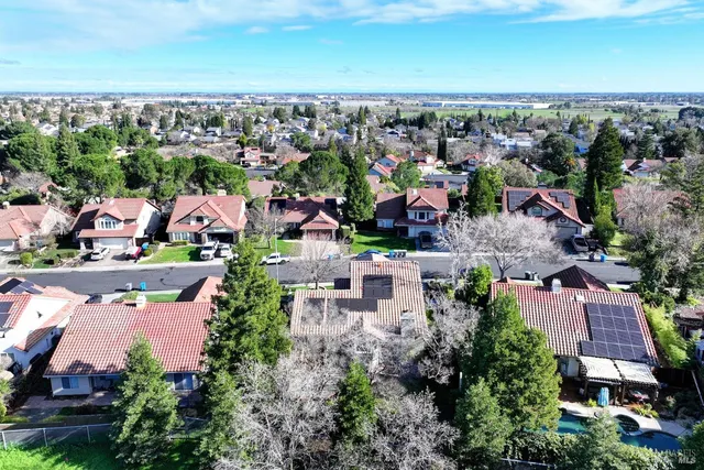 $779,900 | 318 Kilgarvan Court, Vacaville, CA 95688