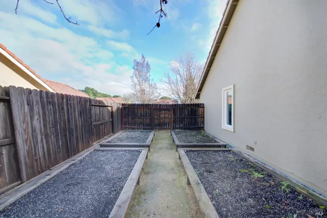 $779,900 | 318 Kilgarvan Court, Vacaville, CA 95688