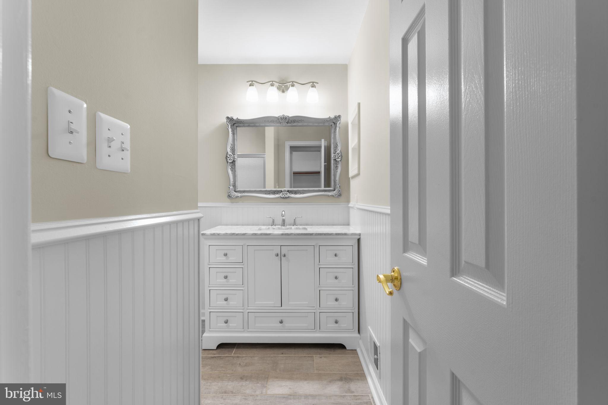 5128 Spring Branch Boulevard Dumfries, VA 22025 - Photo 29 of 60 Primary bathroom.